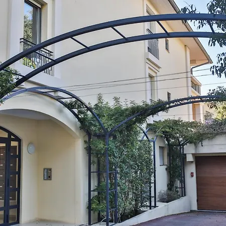 Flora Beaulieur-sur-mer Apartment Beaulieu-sur-Mer
